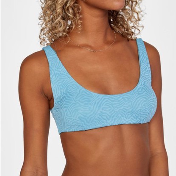 RVCA || NWT Run Wild Scoop Neck Bralette Top - Picture 5 of 5